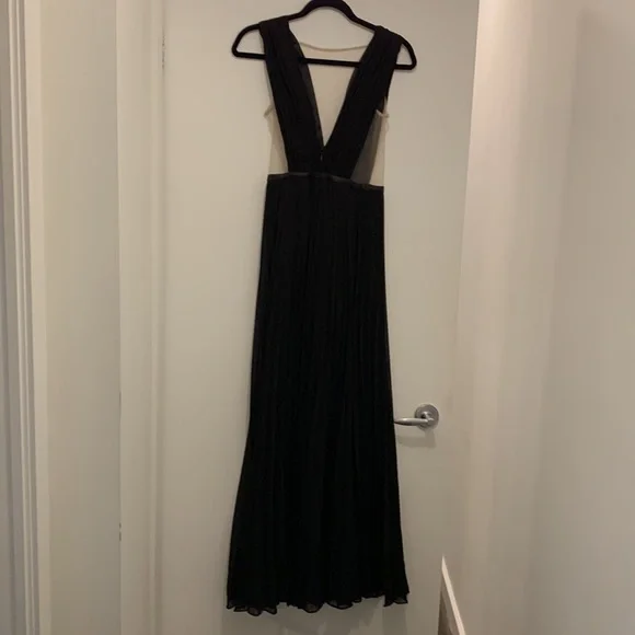 Bebe maxi dress with sheer long pleated bottom - Picture 2 of 5
